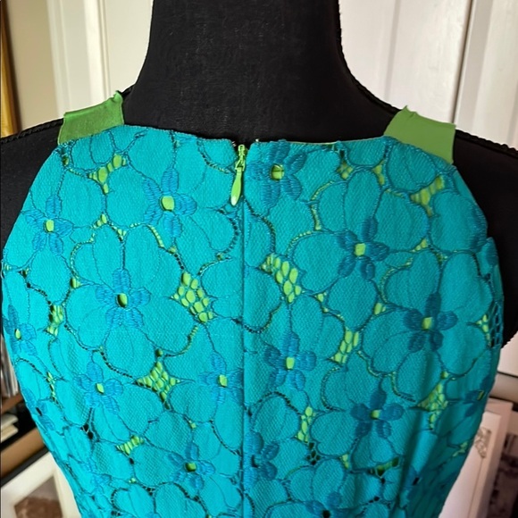 Vibrant Blue and Green Halter Midi Dress for Cocktail Events - Picture 9 of 16